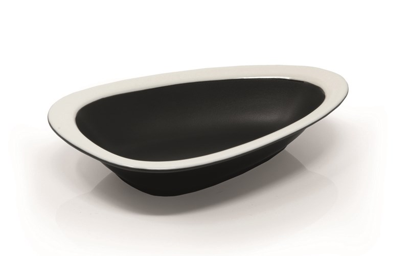 Persephone 進口磁無光黑色帶白色寬邊深盤 長：18.5 cm